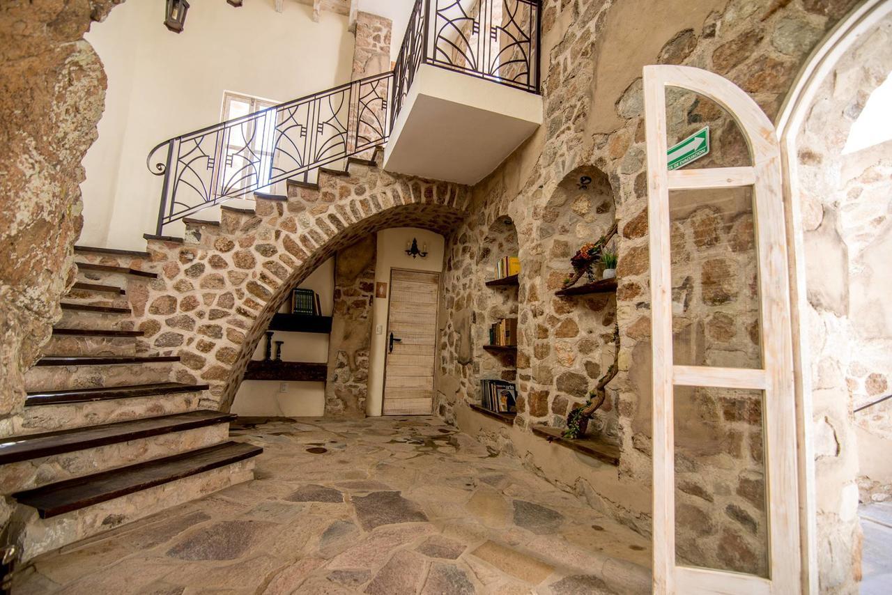 Hotel De Piedra Берналь Экстерьер фото